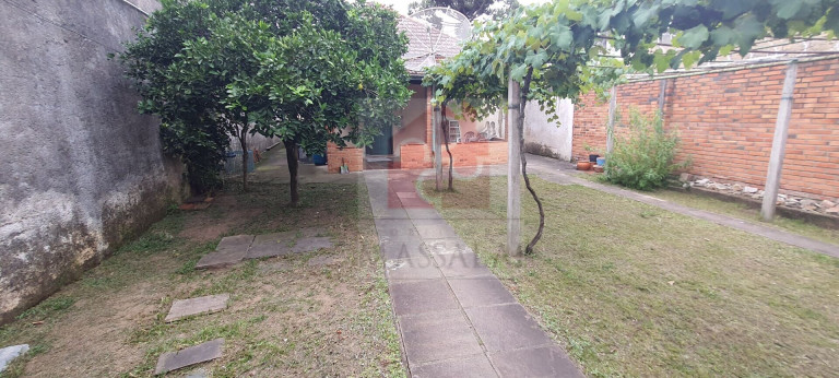 Imagem Casa com 3 Quartos à Venda, 140 m² em São João - Porto Alegre Imagem Casa com 3 Quartos à Venda, 140 m² em São João - Porto Alegre