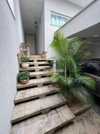 Imagem Sobrado com 4 Quartos à Venda, 208 m² em Vila Scarpelli - Santo André