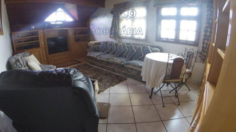 Imagem Sobrado com 2 Quartos à Venda, 220 m² Imagem Sobrado com 2 Quartos à Venda, 220 m²