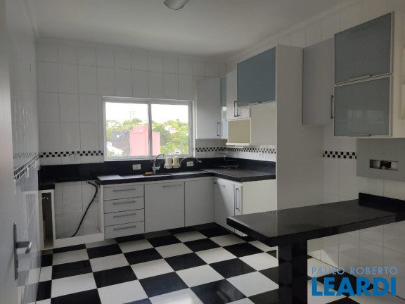 Imagem Sobrado com 3 Quartos à Venda, 250 m² em Vila Assunção - Santo André Imagem Sobrado com 3 Quartos à Venda, 250 m² em Vila Assunção - Santo André