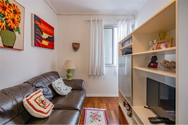 Imagem Imóvel com 3 Quartos à Venda, em Higienópolis - São Paulo Imagem Imóvel com 3 Quartos à Venda, em Higienópolis - São Paulo