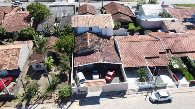Casa com 3 Quartos à Venda, 360 m² em Vila Nova - Barra Velha