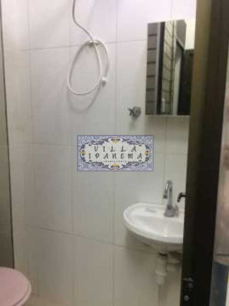 Imagem Apartamento com 2 Quartos à Venda, 76 m² em Copacabana - Rio De Janeiro