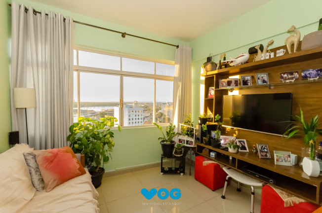 Imagem Imóvel com 3 Quartos à Venda, 98 m² em Centro Histórico - Porto Alegre Imagem Imóvel com 3 Quartos à Venda, 98 m² em Centro Histórico - Porto Alegre