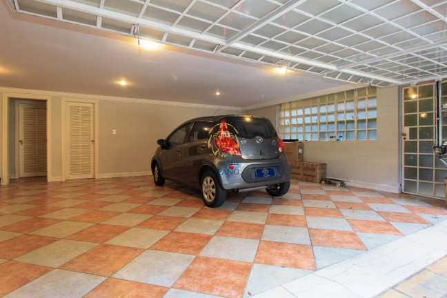 Imagem Casa com 4 Quartos à Venda, 600 m² em Santa Felicidade - Curitiba