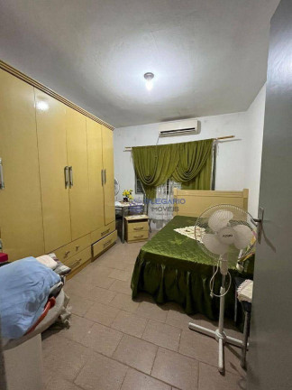 Imagem Casa com 4 Quartos à Venda, 250 m² em Centro - Penha Imagem Casa com 4 Quartos à Venda, 250 m² em Centro - Penha