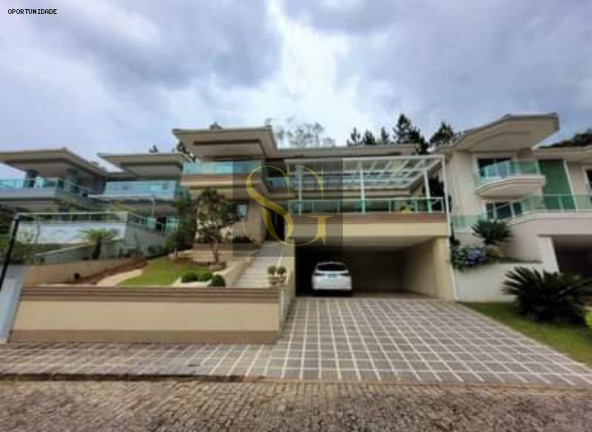 Casa de Condomínio com 4 Quartos à Venda, 350 m² em Agriões - Teresópolis