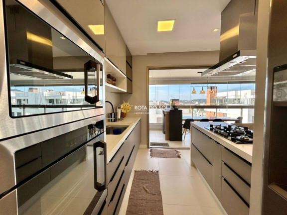 Imagem Apartamento com 4 Quartos à Venda, 157 m² em Centro - Bombinhas