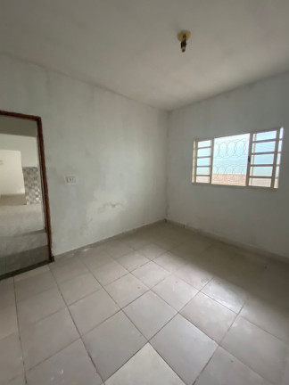 Imagem Sobrado com 2 Quartos à Venda, em Vila Santa Terezinha - Sumaré Imagem Sobrado com 2 Quartos à Venda, em Vila Santa Terezinha - Sumaré
