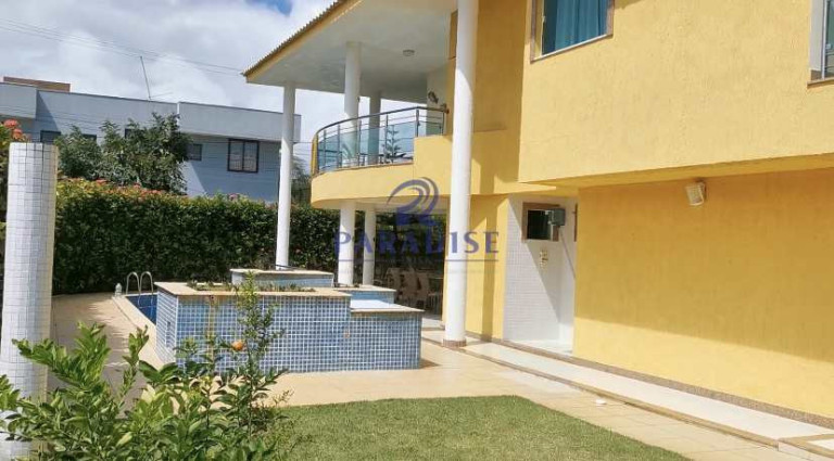 Imagem Casa com 5 Quartos à Venda, 570 m² em Guarajuba - Camaçari