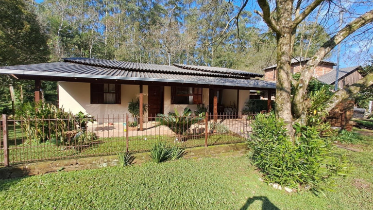 Imagem Chácara com 3 Quartos à Venda, 120 m² em Linha Santa Cruz - Santa Cruz Do Sul Imagem Chácara com 3 Quartos à Venda, 120 m² em Linha Santa Cruz - Santa Cruz Do Sul