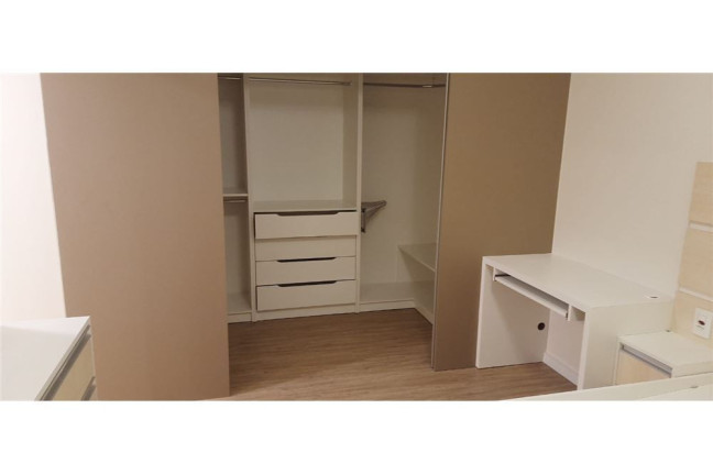 Imagem Apartamento com 3 Quartos à Venda, 128 m² em Menino Deus - Porto Alegre Imagem Apartamento com 3 Quartos à Venda, 128 m² em Menino Deus - Porto Alegre