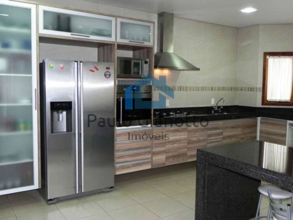 Imagem Casa de Condomínio com 5 Quartos à Venda, 1 m² em águas Da Fazendinha - Carapicuíba