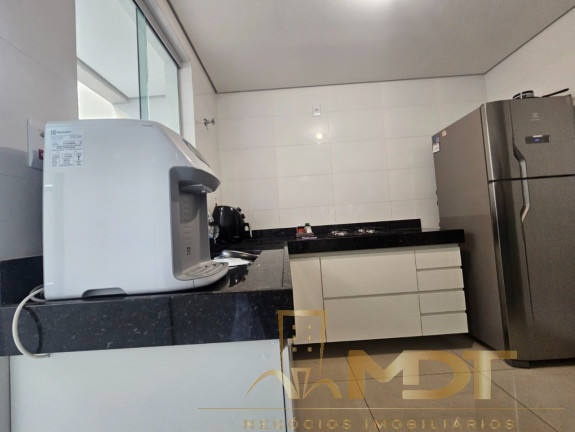 Imagem Casa com 2 Quartos à Venda, 77 m² em Mantiqueira - Belo Horizonte