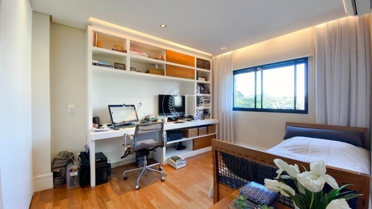 Imagem Apartamento com 3 Quartos à Venda, 326 m² em Moema - São Paulo