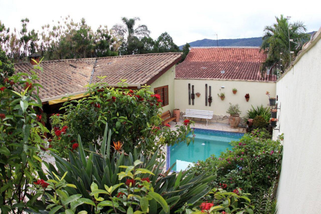 Imagem Casa com 2 Quartos à Venda, 480 m² em Vila Petrópolis - Atibaia