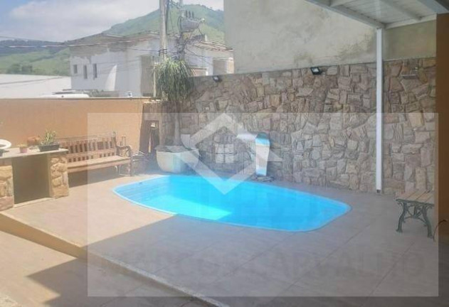 Imagem Casa com 3 Quartos à Venda, 238 m² em Campo Grande - Rio De Janeiro