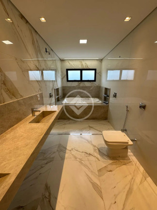 Imagem Casa com 5 Quartos à Venda, 400 m² em Condomínio Portal Do Sol Golfe Green - Goiânia Imagem Casa com 5 Quartos à Venda, 400 m² em Condomínio Portal Do Sol Golfe Green - Goiânia