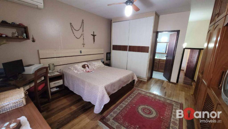 Imagem Casa com 3 Quartos à Venda, 310 m² em Velha - Blumenau Imagem Casa com 3 Quartos à Venda, 310 m² em Velha - Blumenau