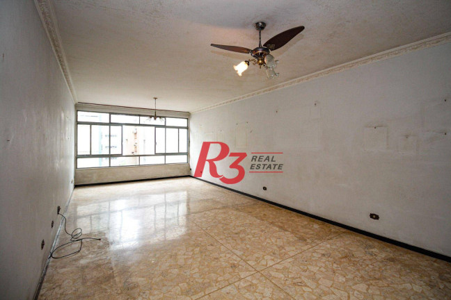 Apartamento com 3 Quartos à Venda, 180 m² em Gonzaga - Santos