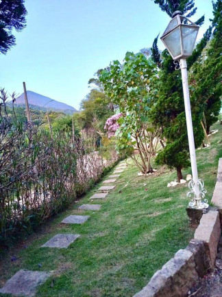 Imagem Casa com 4 Quartos à Venda, 250 m² em Jardim Salaco - Teresópolis