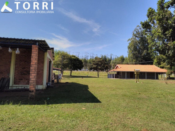 Imagem Imóvel com 1 Quarto à Venda, 1.137.400 m² em Centro - Paranapanema