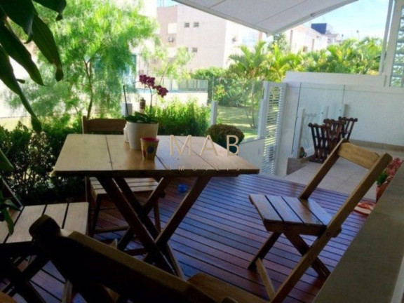 Imagem Casa com 3 Quartos à Venda, 220 m² em Jurerê Internacional - Florianópolis