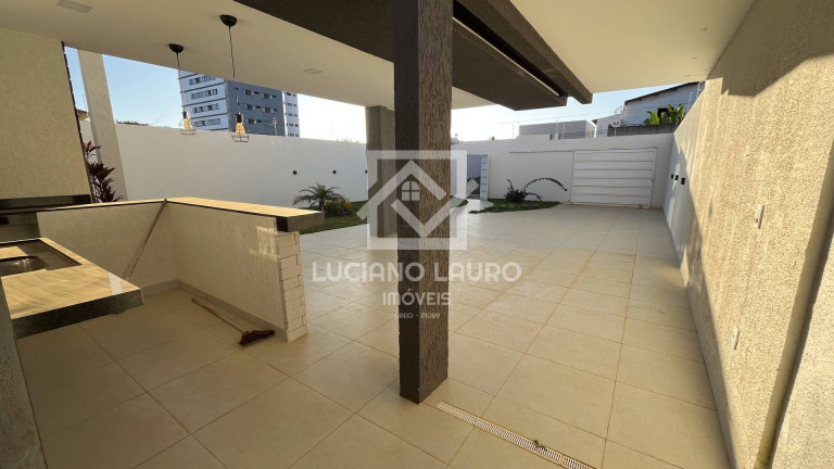 Imagem Casa com 4 Quartos à Venda, 360 m² em Candeias - Vitória Da Conquista Imagem Casa com 4 Quartos à Venda, 360 m² em Candeias - Vitória Da Conquista