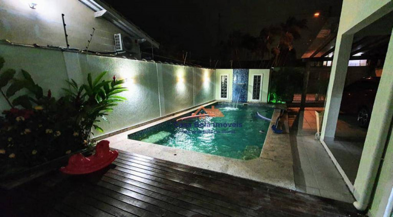 Imagem Sobrado com 4 Quartos à Venda, 150 m² em Solemar - Praia Grande Imagem Sobrado com 4 Quartos à Venda, 150 m² em Solemar - Praia Grande