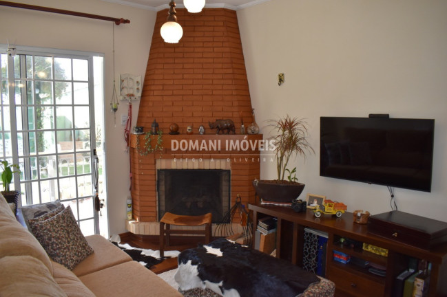 Imagem Imóvel com 3 Quartos à Venda, 77 m² em Região Do Jaguaribe - Campos Do Jordão Imagem Imóvel com 3 Quartos à Venda, 77 m² em Região Do Jaguaribe - Campos Do Jordão