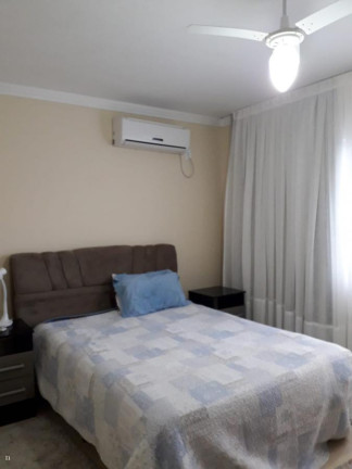 Imagem Imóvel com 2 Quartos para Temporada, 70 m² em Meia Praia - Itapema Imagem Imóvel com 2 Quartos para Temporada, 70 m² em Meia Praia - Itapema