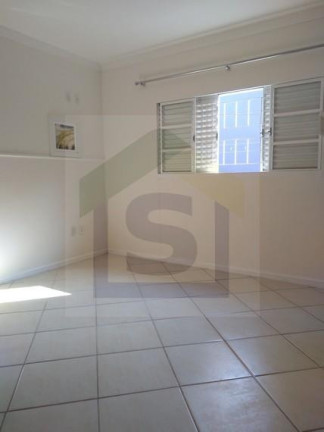 Imagem Casa com 3 Quartos à Venda, 250 m² em Jardim Cambuí - Botucatu
