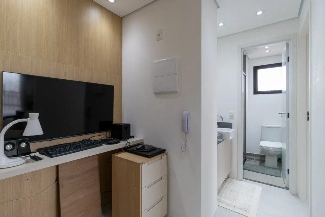 Imagem Apartamento com 2 Quartos à Venda, 53 m² em Moema - São Paulo