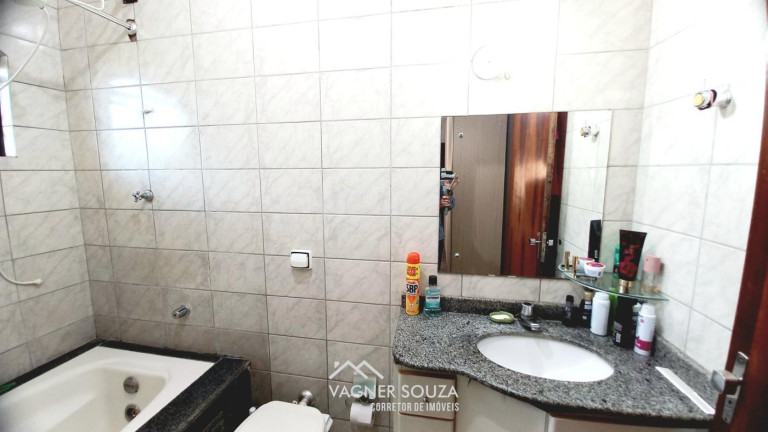 Imagem Casa com 4 Quartos à Venda, 141 m² em Jardim Paraíso - Maringá