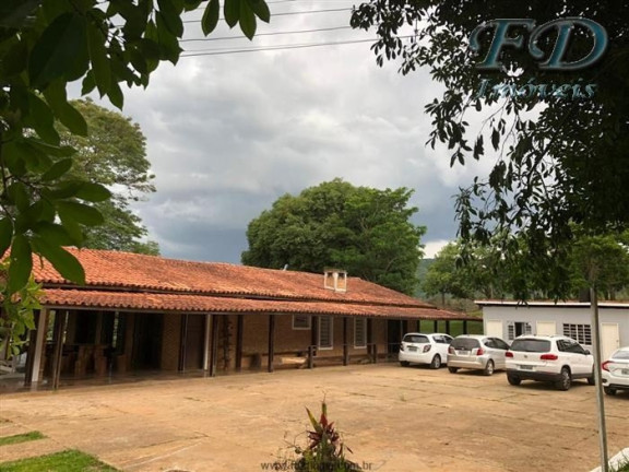 Imagem Chácara com 7 Quartos à Venda, 48.400 m² em Cachoeira Abaixo - Piracaia Imagem Chácara com 7 Quartos à Venda, 48.400 m² em Cachoeira Abaixo - Piracaia