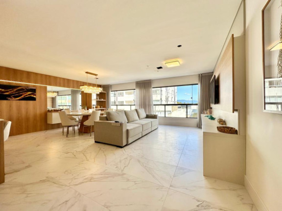 Apartamento com 4 Quartos à Venda, 204 m² em Navegantes - Capao Da Canoa