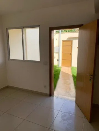 Imagem Casa com 2 Quartos à Venda, 100 m² em R$355.000,00 // Parque Xangri-lá - Contagem Imagem Casa com 2 Quartos à Venda, 100 m² em R$355.000,00 // Parque Xangri-lá - Contagem