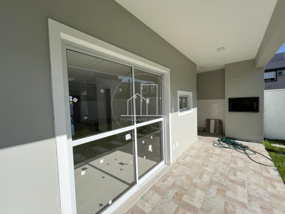 Imagem Casa com 3 Quartos à Venda, 150 m² em São João Do Rio Vermelho - Florianópolis Imagem Casa com 3 Quartos à Venda, 150 m² em São João Do Rio Vermelho - Florianópolis