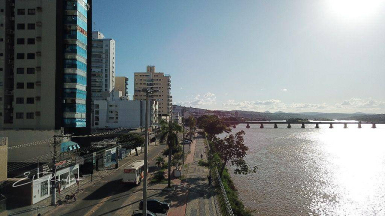 Imagem Apartamento com 4 Quartos à Venda, 193 m² em Centro - Colatina
