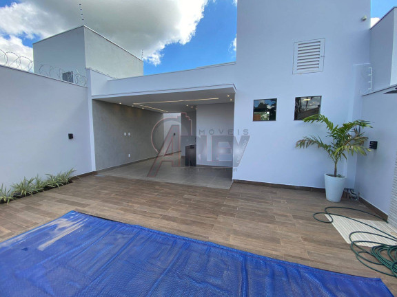 Imagem Casa com 3 Quartos à Venda, 290 m² em Ibituruna - Montes Claros