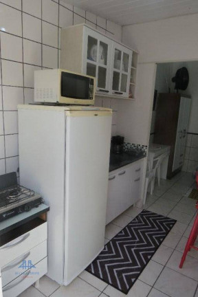 Imagem Casa com 10 Quartos à Venda, 240 m² em João Paulo - Florianópolis Imagem Casa com 10 Quartos à Venda, 240 m² em João Paulo - Florianópolis
