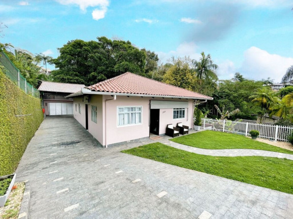 Imagem Casa com 3 Quartos à Venda, 582 m² em Velha - Blumenau