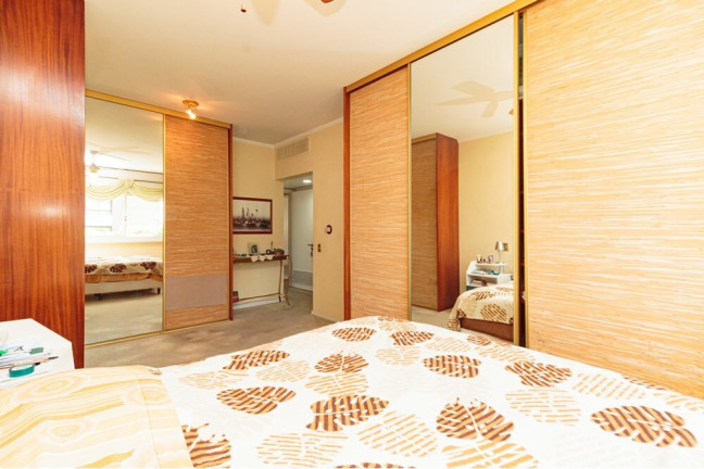 Imagem Apartamento com 3 Quartos à Venda, 152 m² em Rio Branco - Porto Alegre Imagem Apartamento com 3 Quartos à Venda, 152 m² em Rio Branco - Porto Alegre