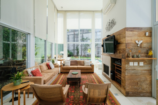 Imagem Casa com 3 Quartos à Venda, 480 m² em Vila Madalena - São Paulo Imagem Casa com 3 Quartos à Venda, 480 m² em Vila Madalena - São Paulo