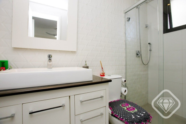 Imagem Apartamento com 2 Quartos à Venda,  em Menino Deus - Porto Alegre
