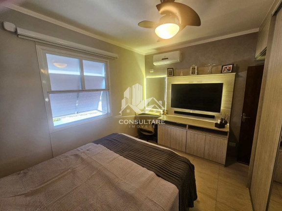 Imagem Apartamento com 2 Quartos à Venda, 70 m² em José Menino - Santos