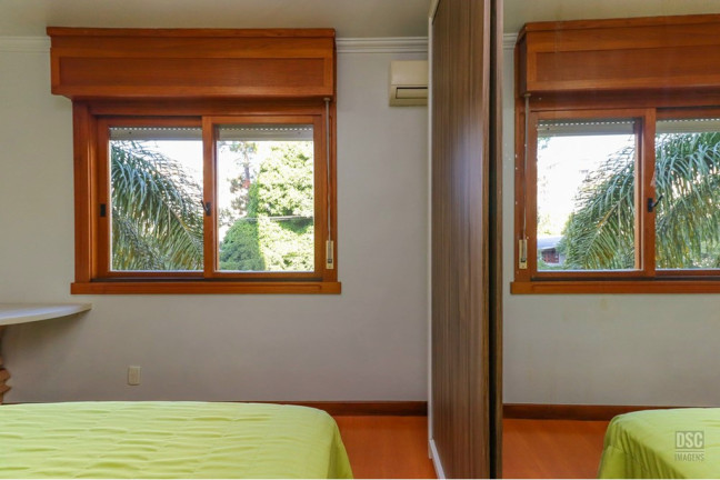 Imagem Apartamento com 3 Quartos à Venda, 130 m² em Santana - Porto Alegre