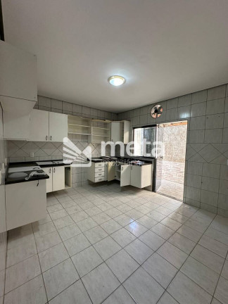 Imagem Casa com 4 Quartos à Venda, 600 m² em Caminho Do Sol - Petrolina Imagem Casa com 4 Quartos à Venda, 600 m² em Caminho Do Sol - Petrolina