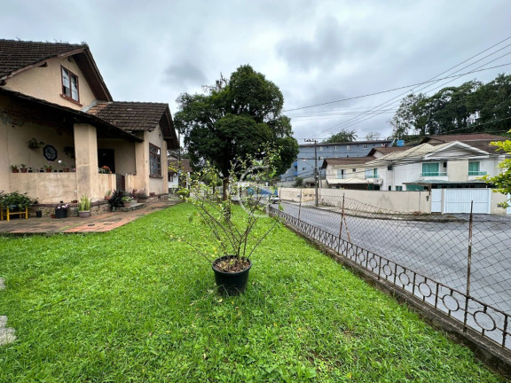 Imagem Terreno à Venda, 734 m² em Floresta - Joinville Imagem Terreno à Venda, 734 m² em Floresta - Joinville