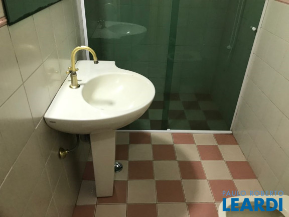 Imagem Sobrado com 3 Quartos à Venda, 242 m² em Santa Maria - Santo André Imagem Sobrado com 3 Quartos à Venda, 242 m² em Santa Maria - Santo André